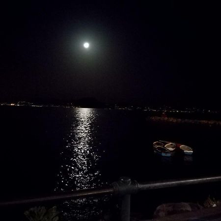 Venitozzi Home Наполи Екстериор снимка