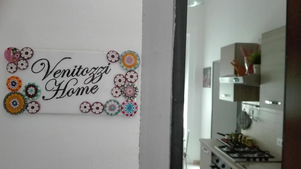 Venitozzi Home Наполи Екстериор снимка
