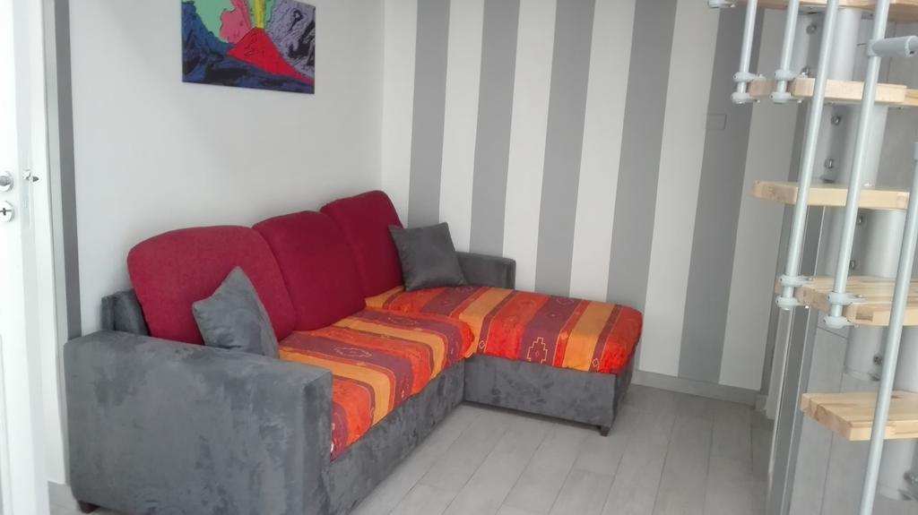 Venitozzi Home Наполи Екстериор снимка