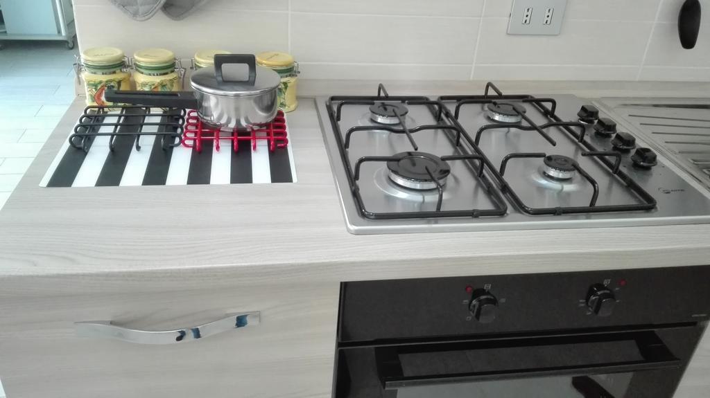 Venitozzi Home Наполи Екстериор снимка