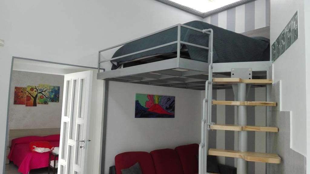 Venitozzi Home Наполи Екстериор снимка