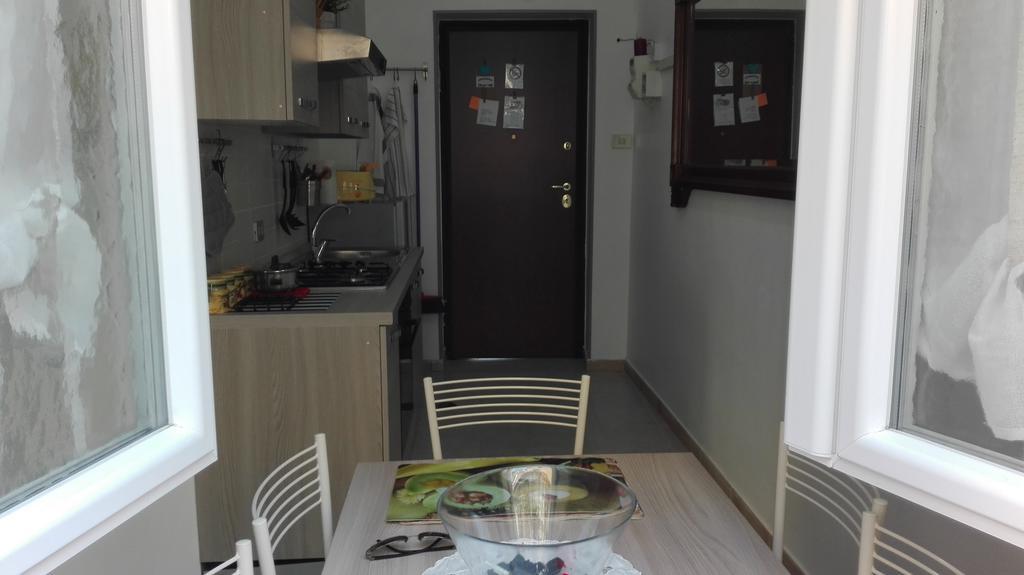 Venitozzi Home Наполи Екстериор снимка
