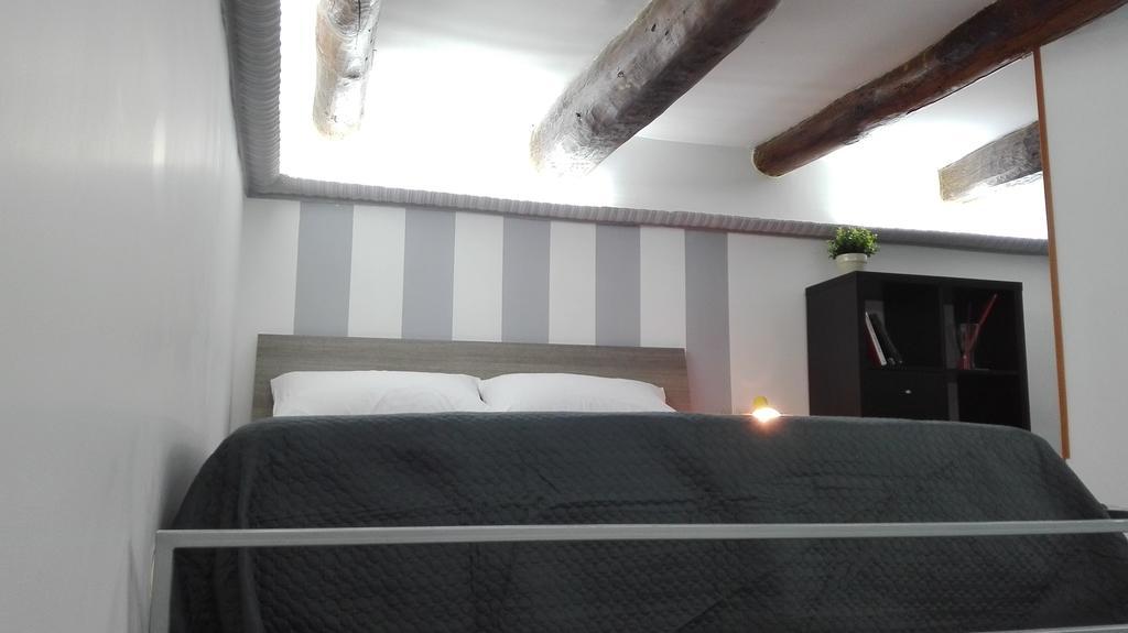 Venitozzi Home Наполи Екстериор снимка