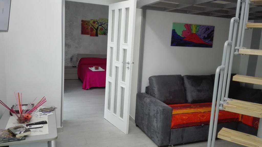 Venitozzi Home Наполи Екстериор снимка