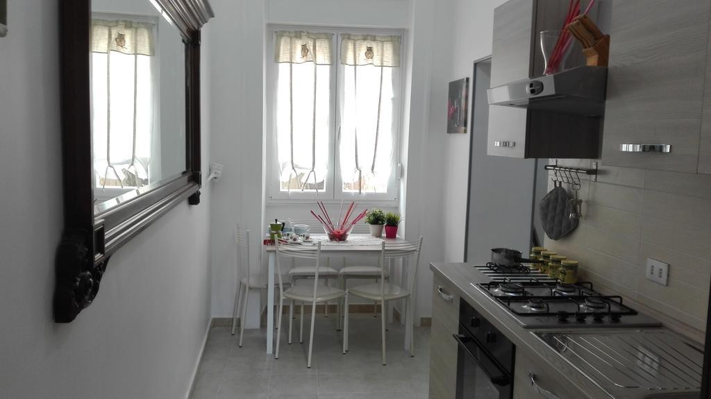 Venitozzi Home Наполи Екстериор снимка