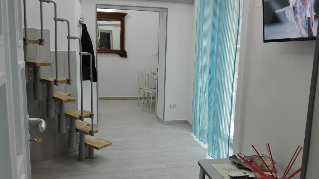 Venitozzi Home Наполи Екстериор снимка